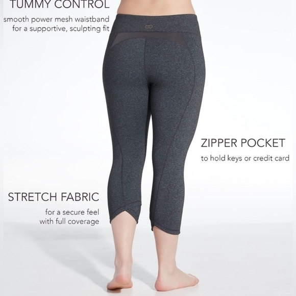 Calia Essential Crossover Capri Cropped Legging - Picture 9 of 16